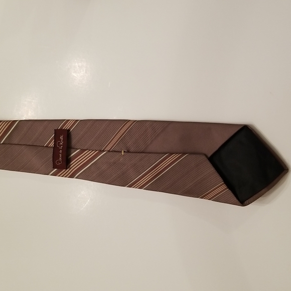 Oscar de la Renta Tie - Picture 5 of 8